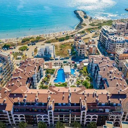 Hotel de apartamente Rose Gardens 4*