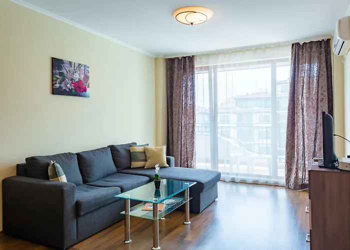 Hotel apartamentowy Rose Gardens 4*